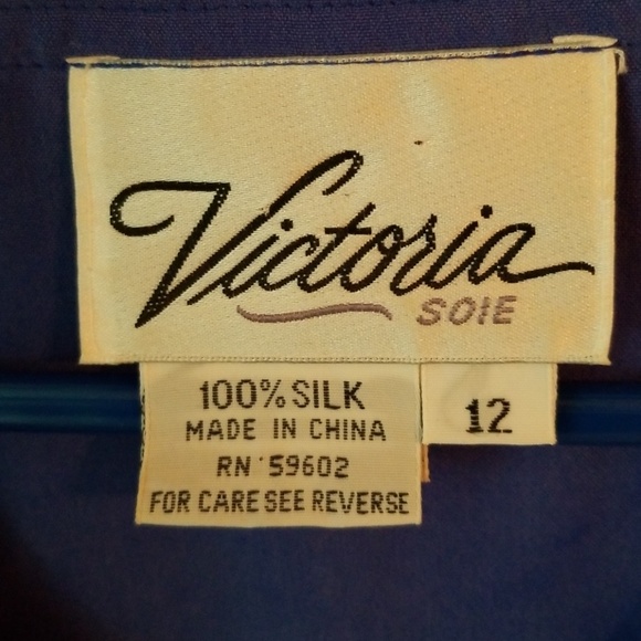 Blue button front 100% silk dress - Picture 2 of 3